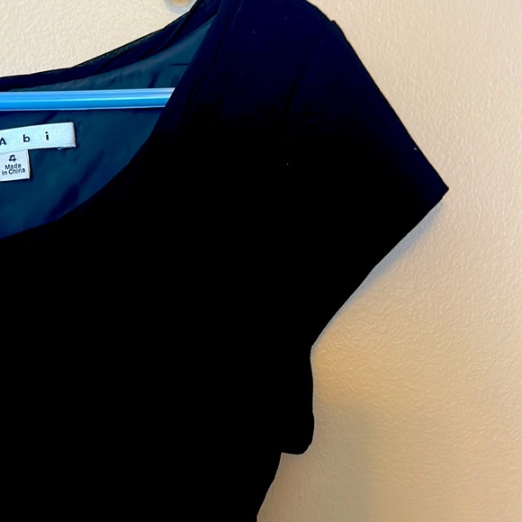 Perfect little black dress! Size 4. - Picture 3 of 5